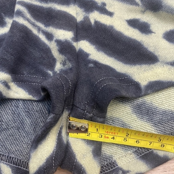 LF |‎ Tracker | Lace Up Gym Sweat Shorts - Picture 15 of 15